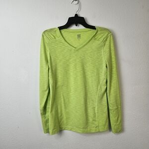 Title Nine matahari v-neck long sleeve shirt Size Medium Neon Green